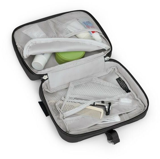 Daylite™ Hanging Toiletry Kit
